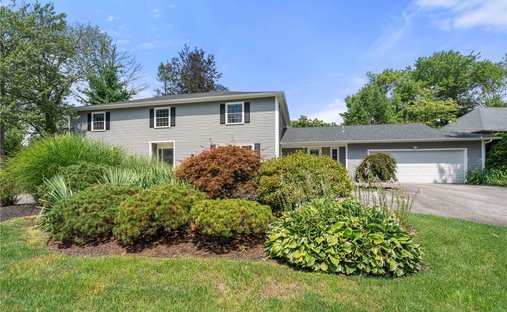 House in Cranston, Rhode Island, United States 1