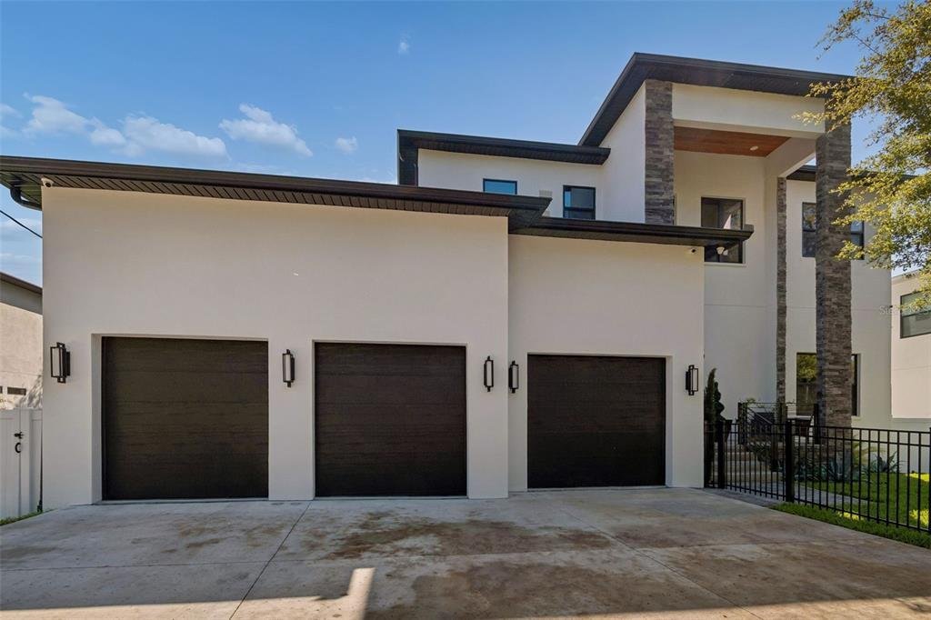 House in Tampa, Florida, United States 3 - 17627293