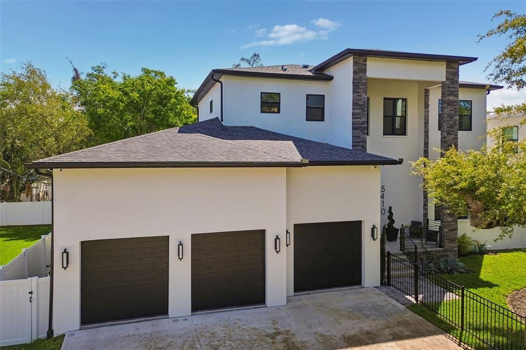 House in Tampa, Florida, United States 1 - 17627293