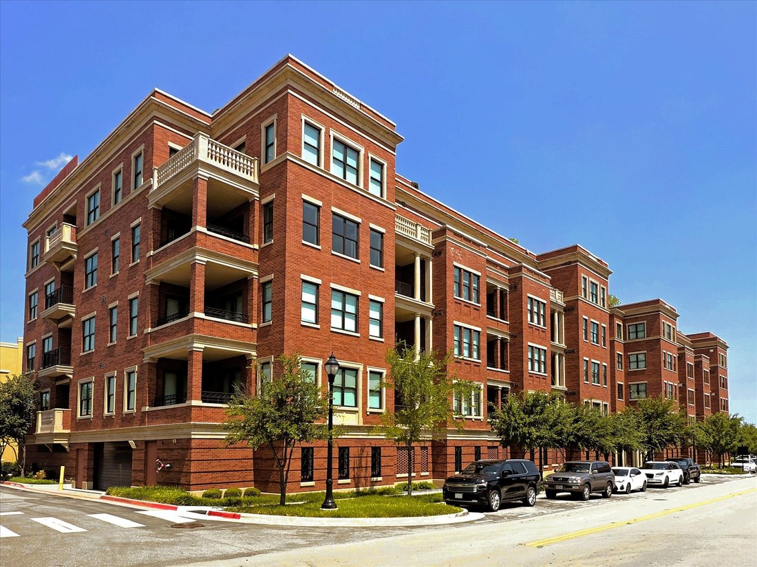 Condo in Southlake, Texas, United States 2 - 16032447