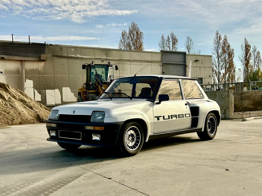 Coupe in Gaillac, Occitanie, France 1 - 11966666