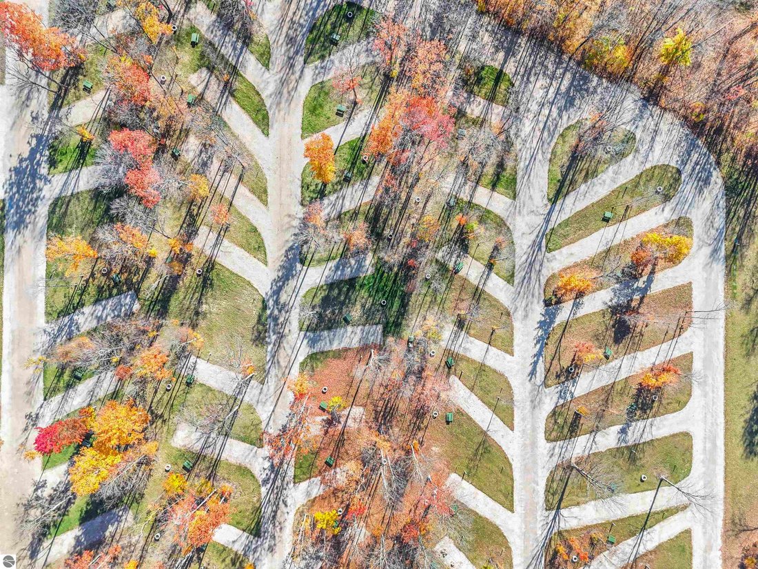 Thompsonville, Michigan, United States 5 - 17635712
