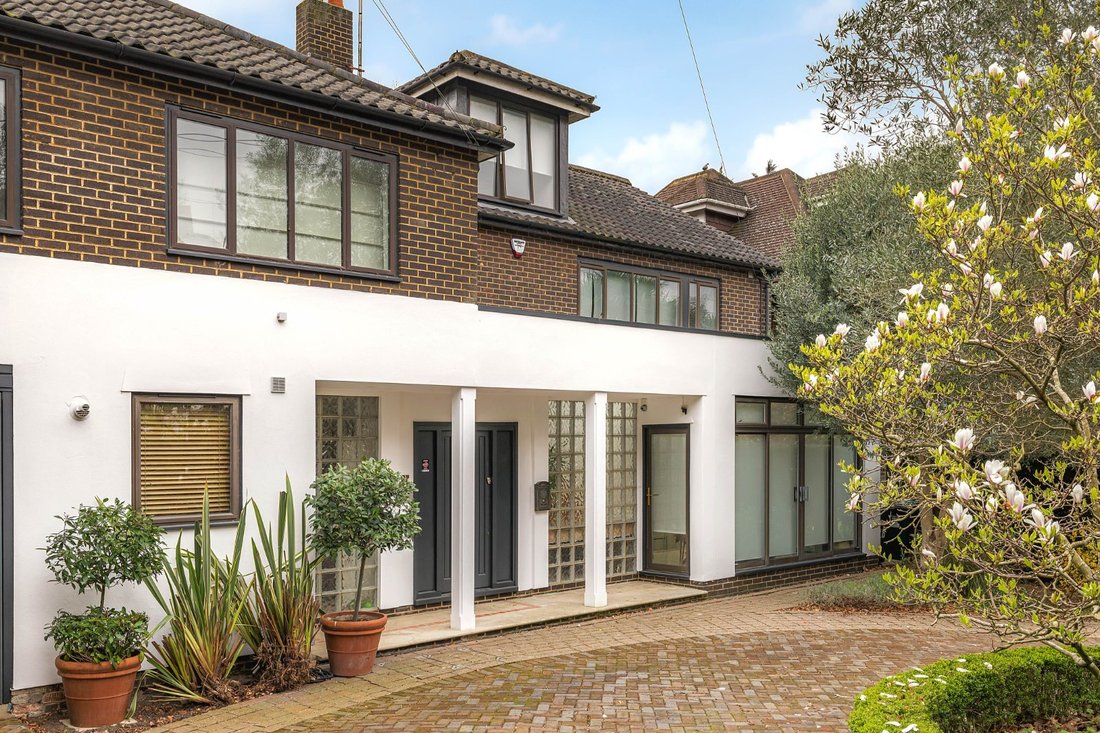 House in Childs Hill, Barnet, England 3 - 17628089