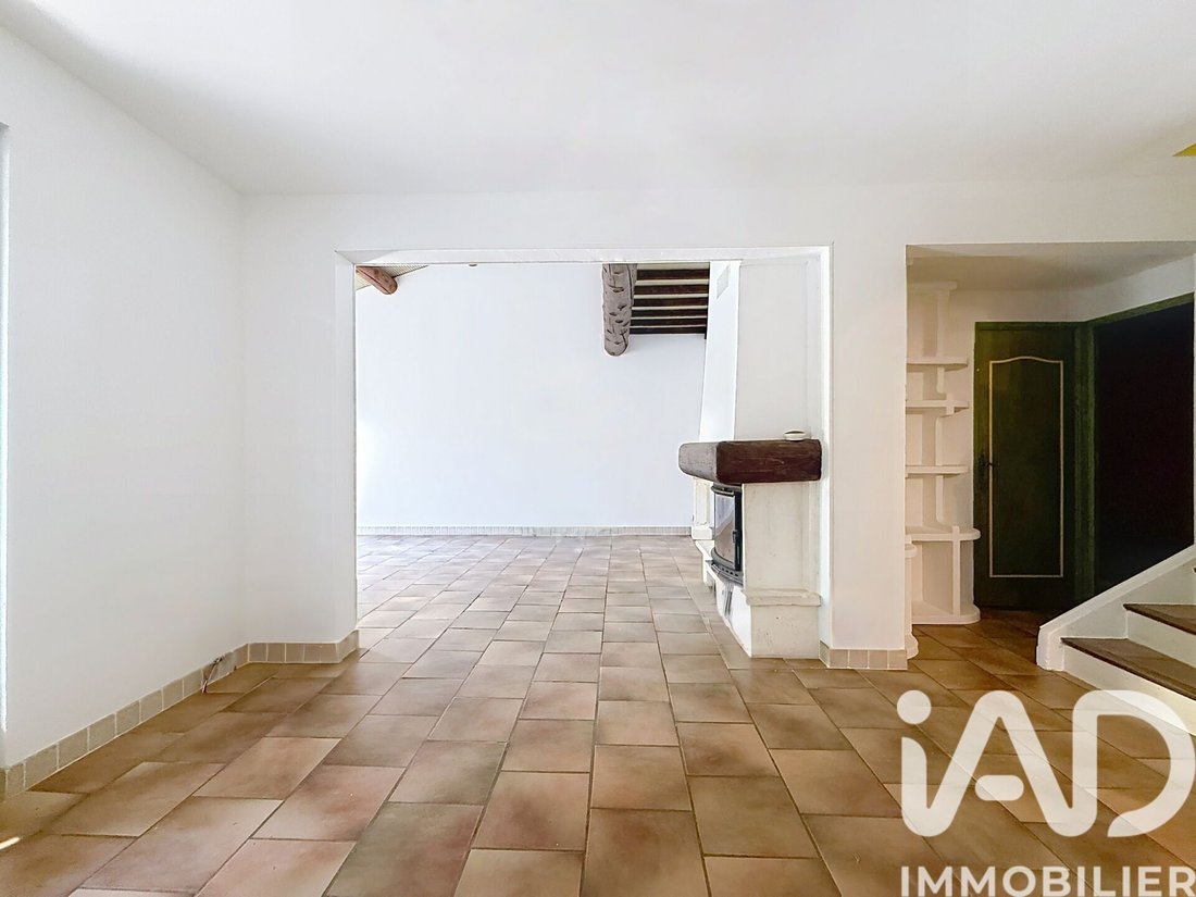 Casa en Lacoste, Provenza-Alpes-Costa Azul, Francia 5 - 16211264