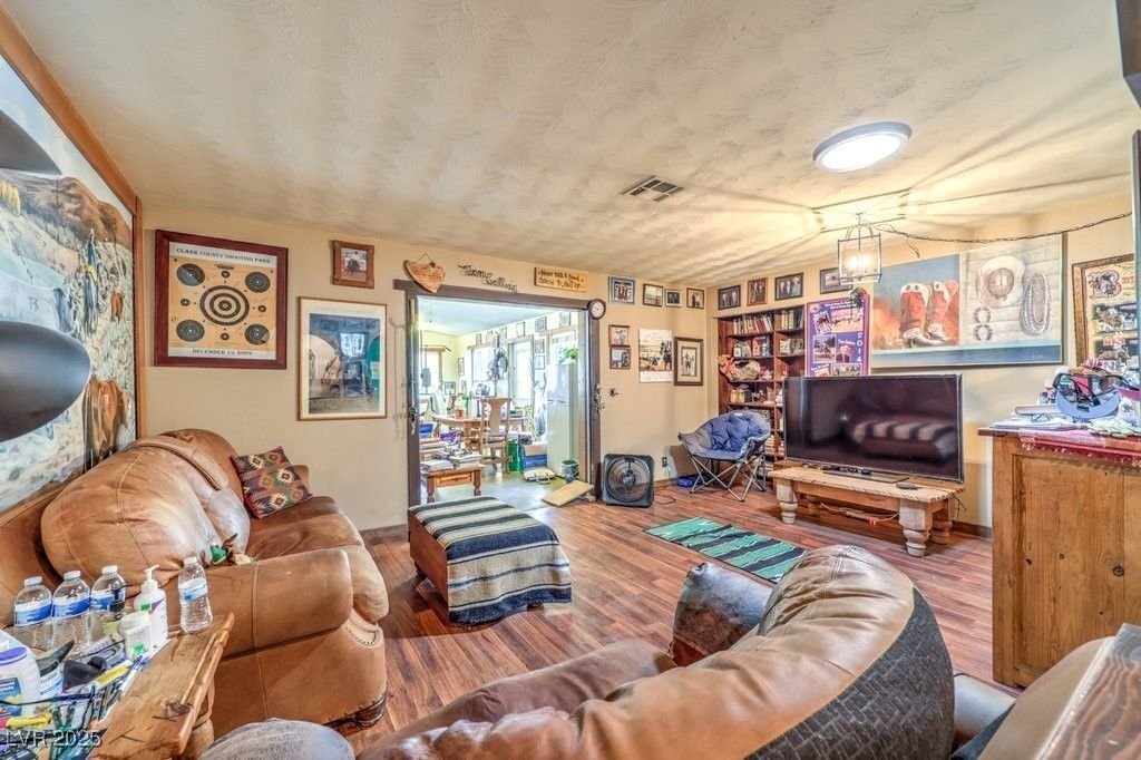 House in North Las Vegas, Nevada, United States 5 - 17635363