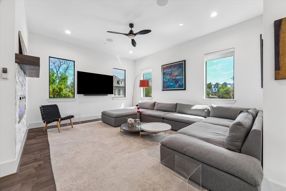 House in Houston, Texas, United States 5 - 17098859