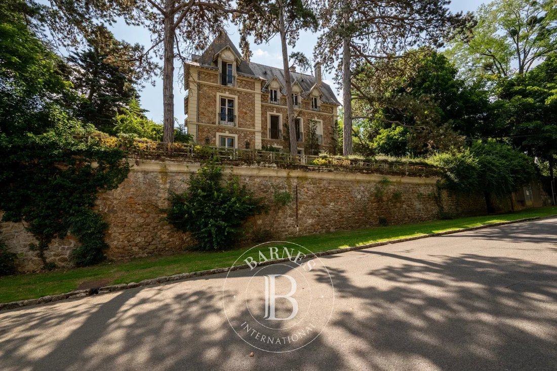 Maison à Jonchere-Malmaison-Saint Cucufa, Rueil-Malmaison, France 3 - 17627725