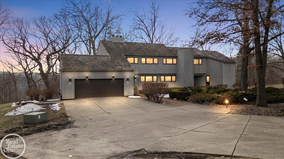 House in Rochester Hills, Michigan, United States 1 - 17336069