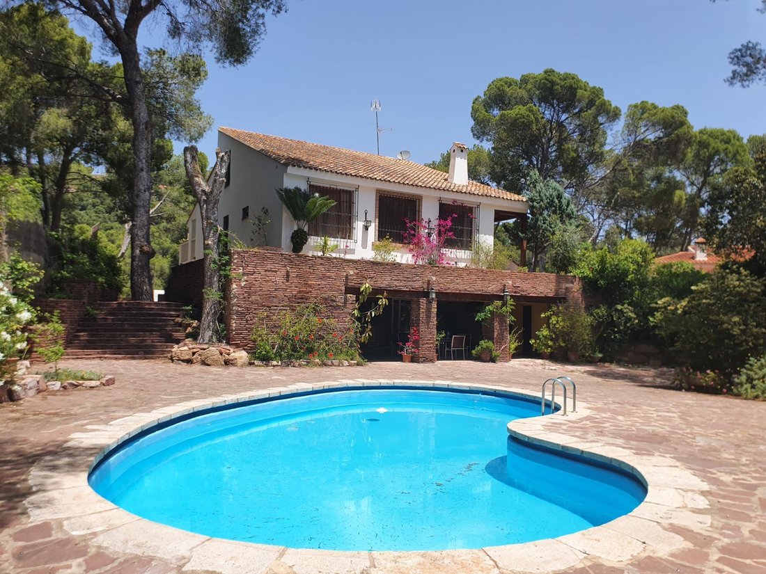 Villa in Naquera / Naquera, Valencian Community, Spain 1 - 17631883