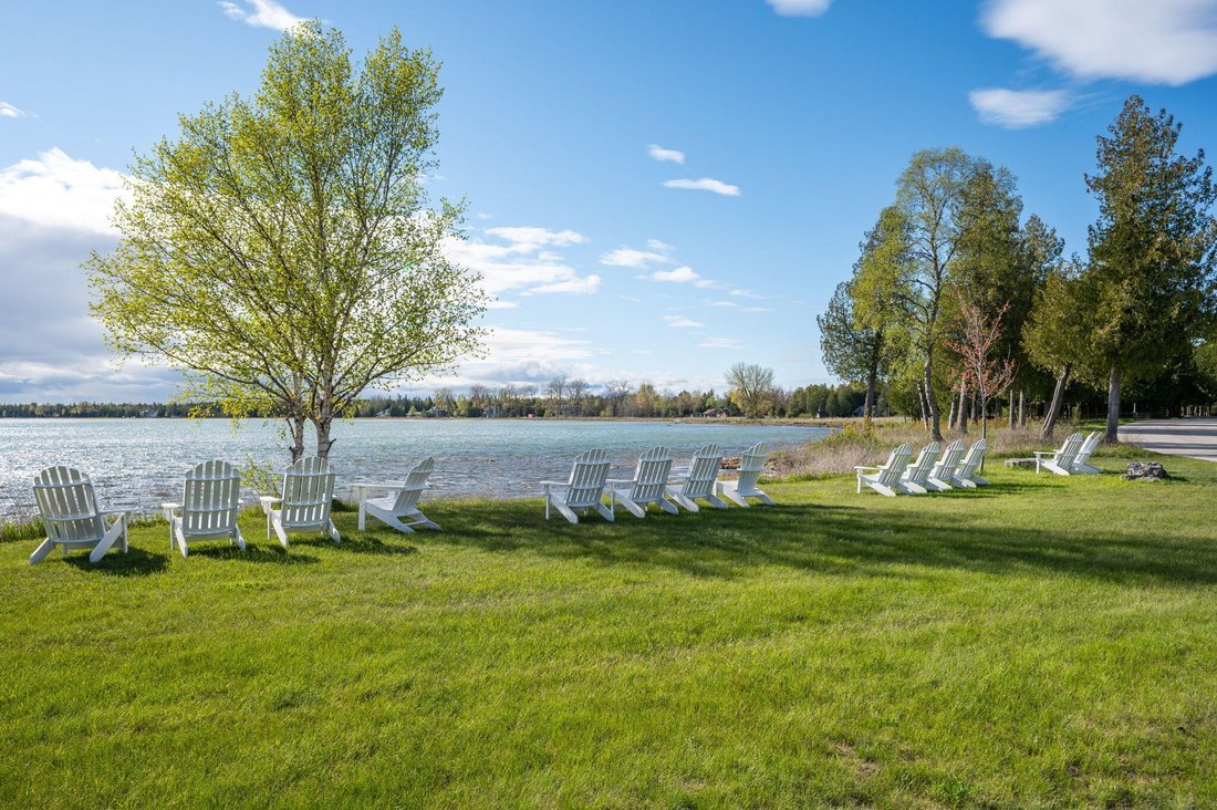 Baileys Harbor, Wisconsin, United States 3 - 17638624