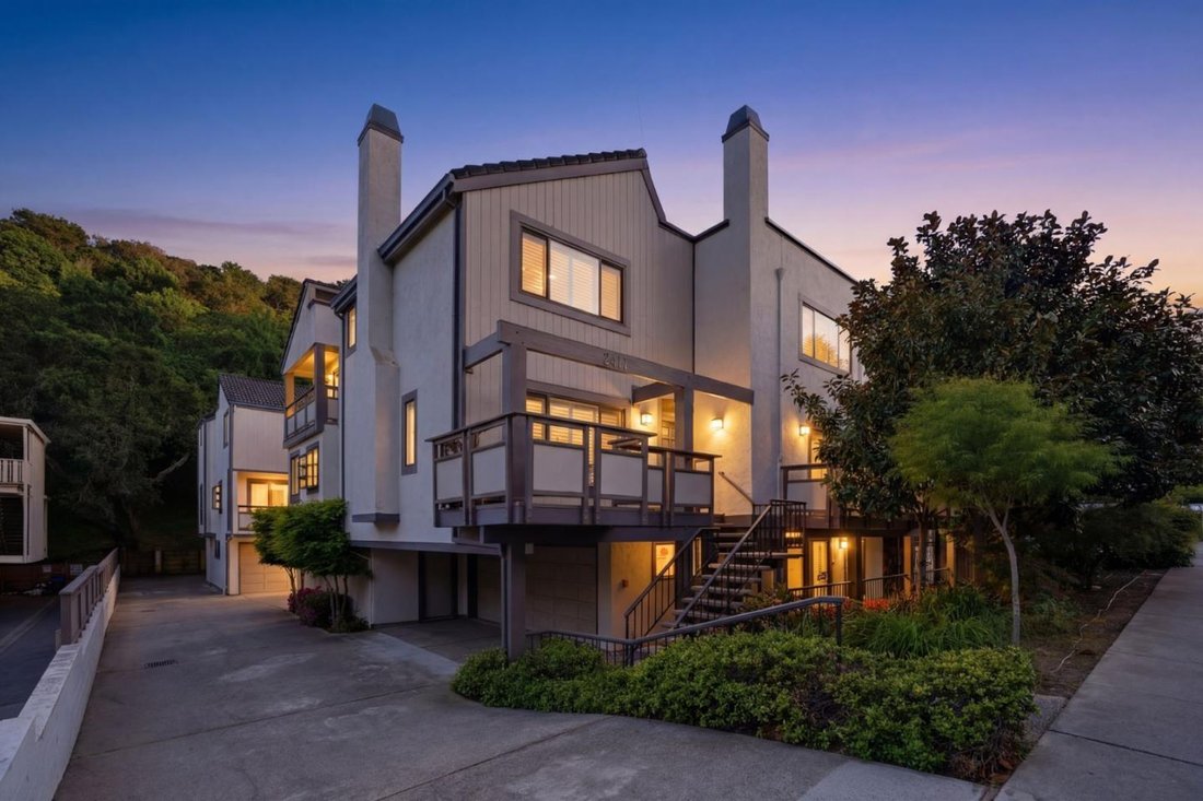 Townhouse in Belmont, California, United States 1 - 17631610