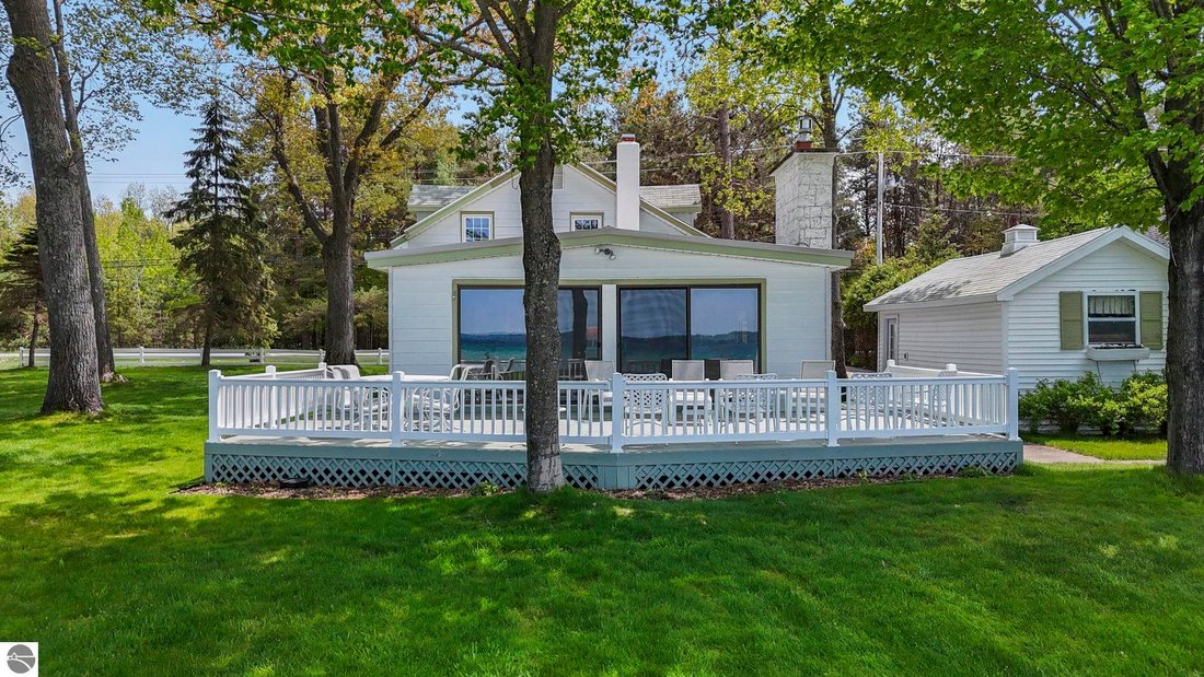 House in Rapid City, Michigan, United States 4 - 17507751