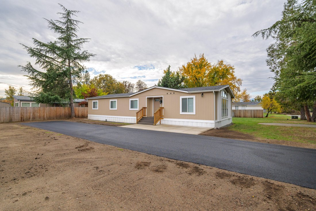 Merlin, Oregon, United States 2 - 17637806