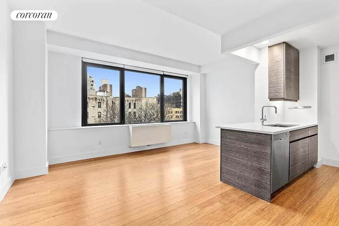Co Op in New York, New York, United States 2 - 17629963