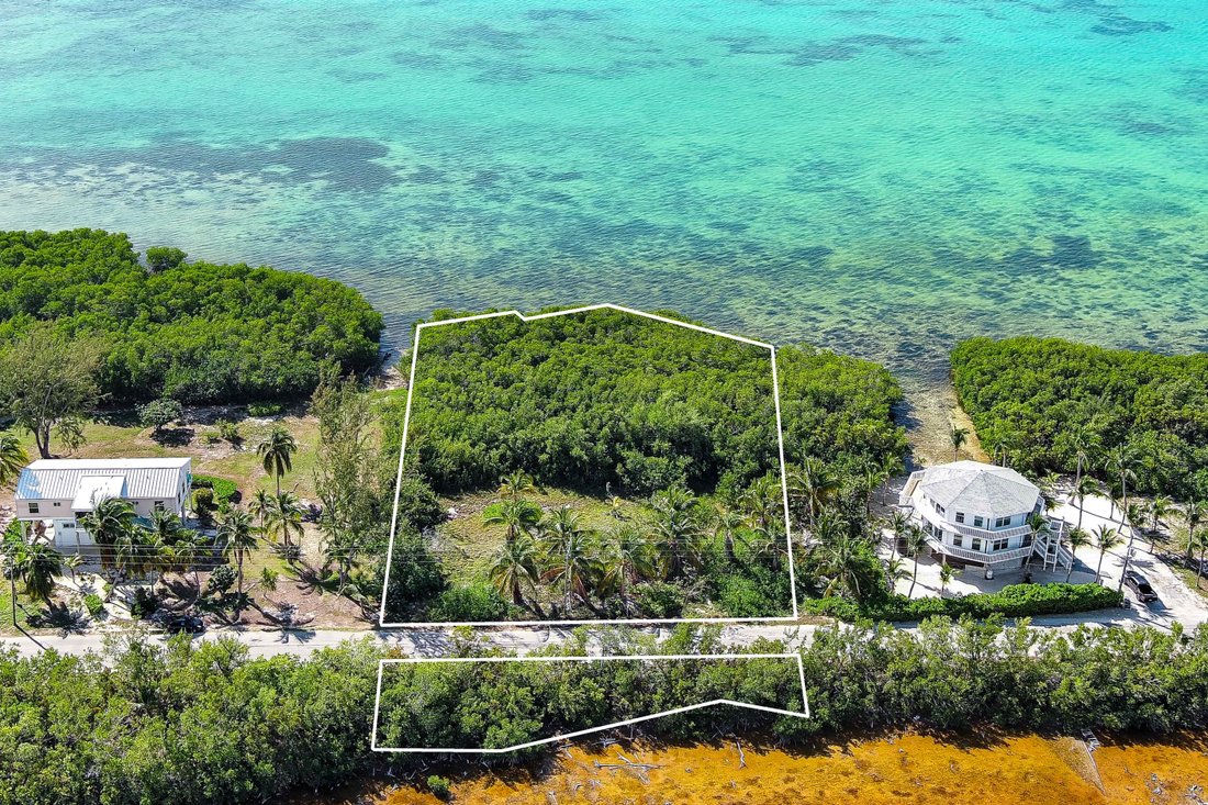 Land in Blossom Village, Sister Islands, Cayman Islands 5 - 17635362