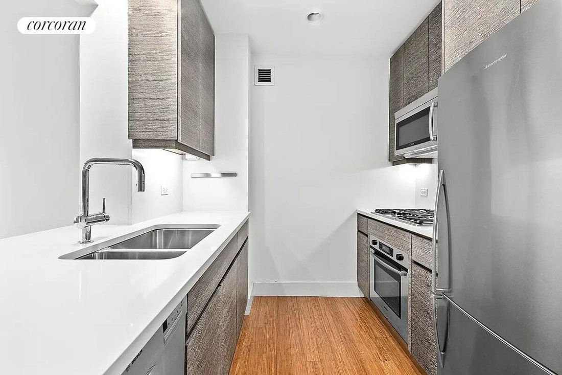 Co Op in New York, New York, United States 4 - 17629963