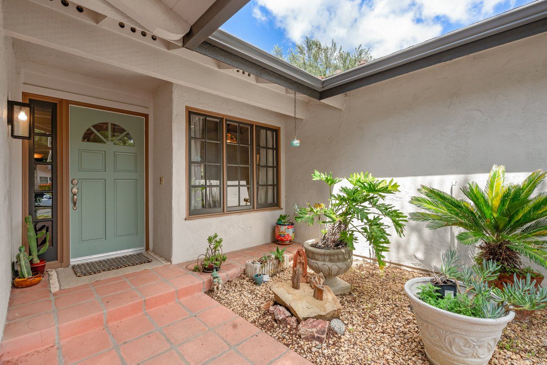 House in Agoura Hills, California, United States 4 - 17629622