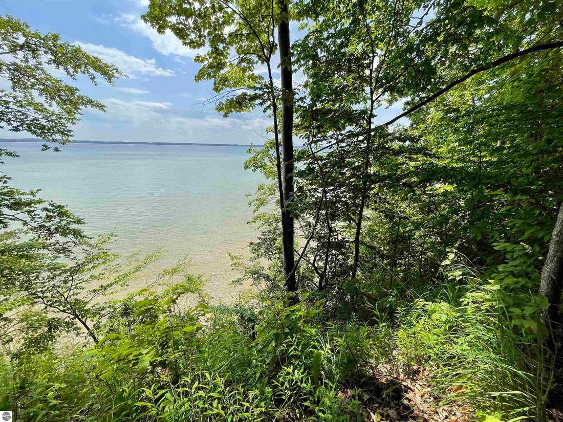 Land in Suttons Bay, Michigan, United States 3 - 16292729