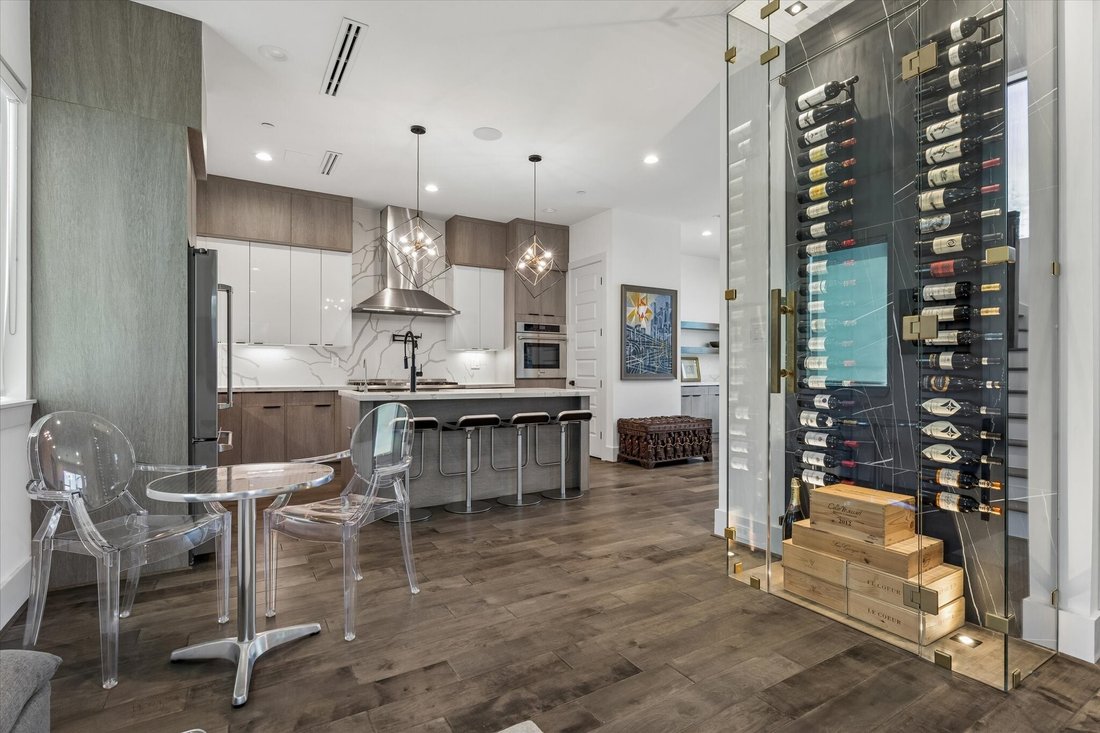 House in Houston, Texas, United States 1 - 17098859