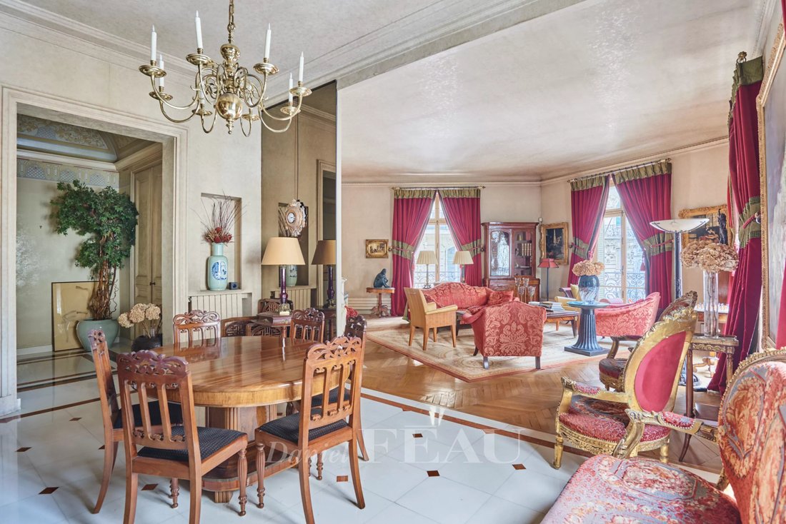 Apartment in Porte Dauphine, Paris 16e Arrondissement, Paris 2 - 17629662