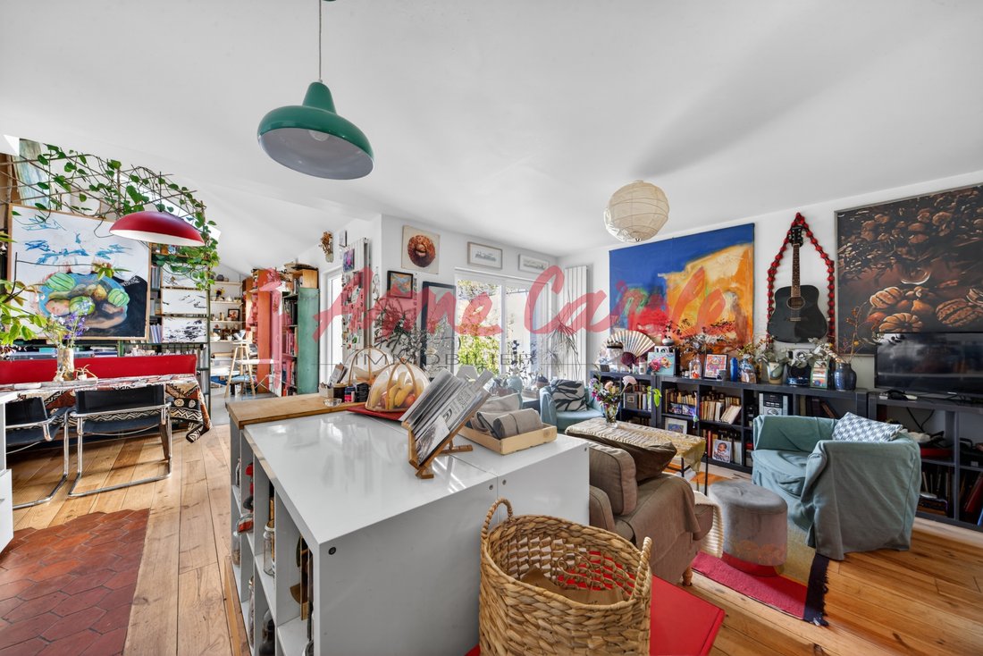 Apartment in Centre, Le Pre-Saint-Gervais, France 1 - 17629107
