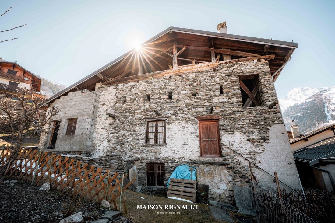 House in Sainte-Foy-Tarentaise, Auvergne-Rhône-Alpes, France 2 - 17635101