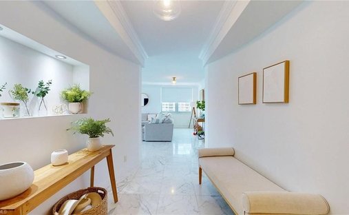 House in Hallandale Beach, Florida, United States 1