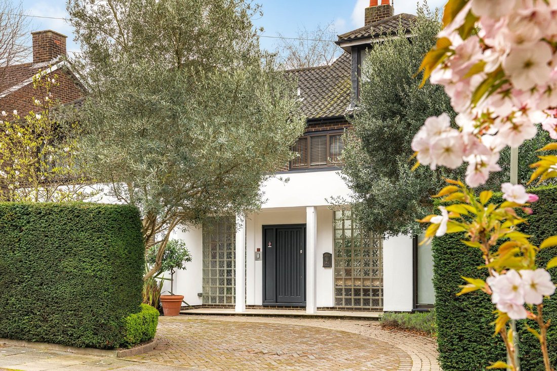 House in Childs Hill, Barnet, England 2 - 17628089