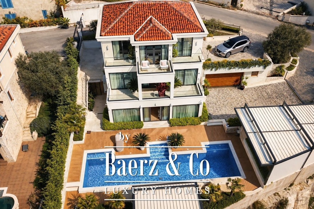 Villa in Podostrog, Budva Municipality, Montenegro 1 - 17633278
