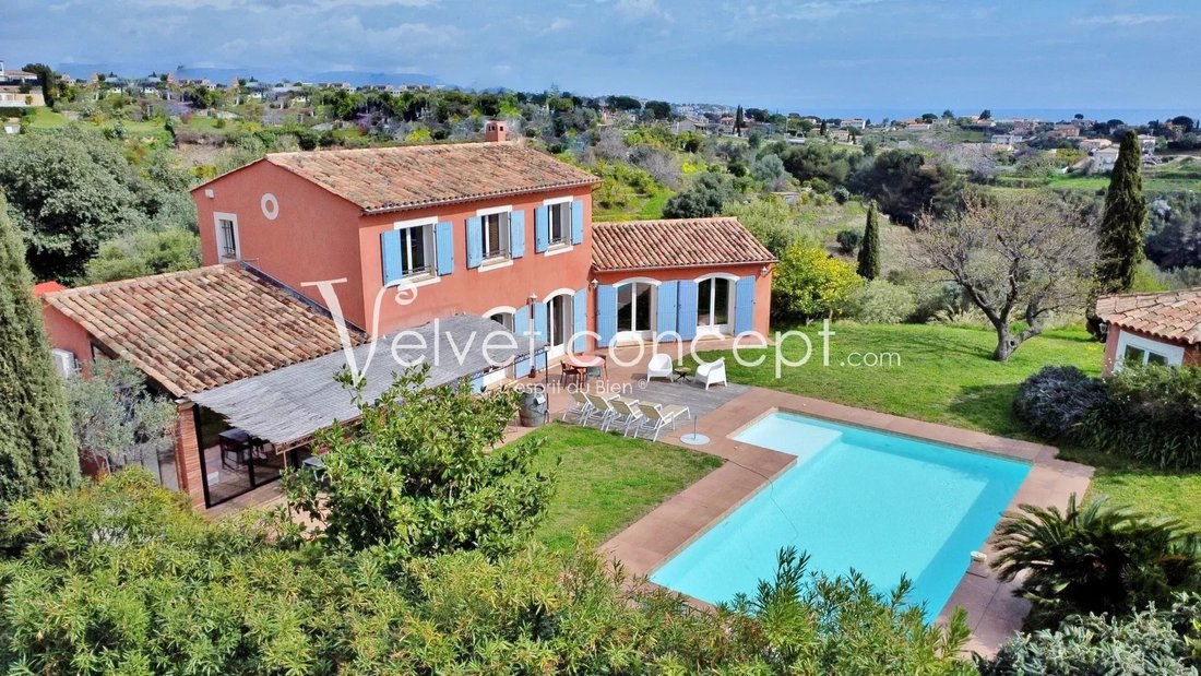 Villa in Val Fleuri-Les Gros Buaux, Cagnes-sur-Mer, France 2 - 17397846