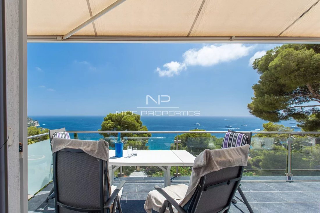 Villa in Èze, Provence-Alpes-Côte d'Azur, France 3 - 14495641