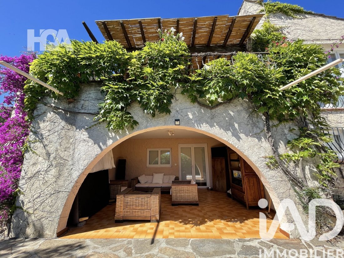 House in Le Lavandou, Provence-Alpes-Côte d'Azur, France 1 - 17644931
