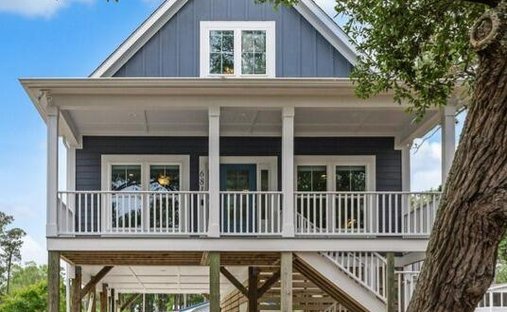 House in Bolivia, North Carolina, United States 1