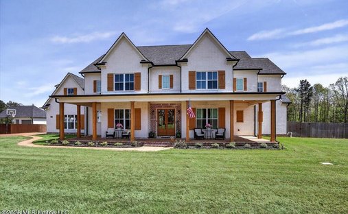 House in Byhalia, Mississippi, United States 1