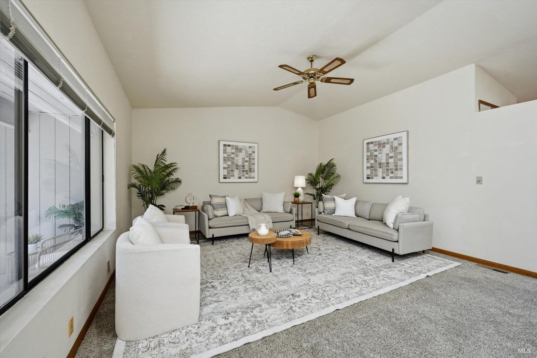 Casa a Ukiah, California, Stati Uniti 2 - 17632887