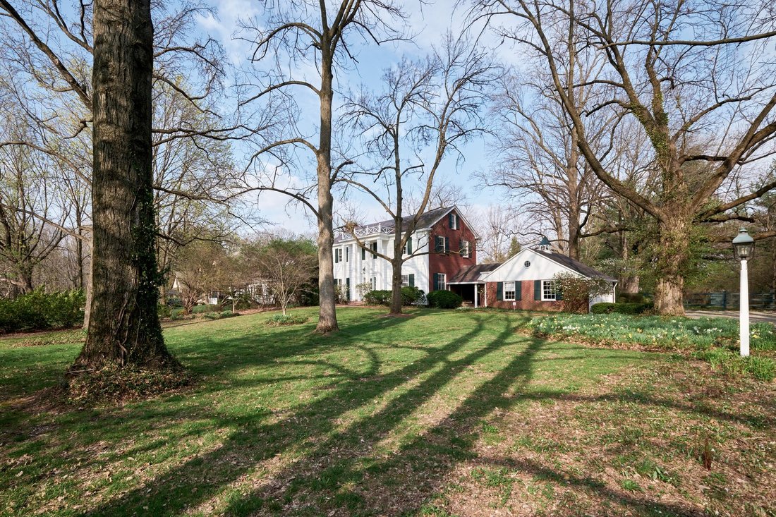 House in Indianapolis, Indiana, United States 2 - 17629979