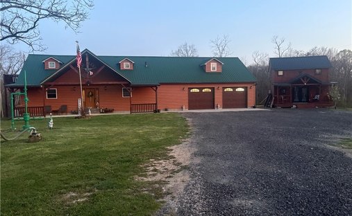 House in Caldwell, Ohio, United States 1