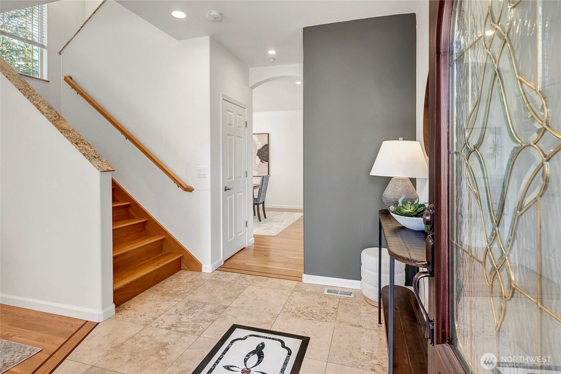 House in Lake Forest Park, Washington, United States 2 - 17641638