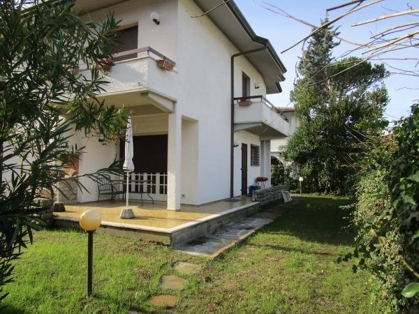 Villa in Tonfano, Pietrasanta, Italy 5 - 17627956