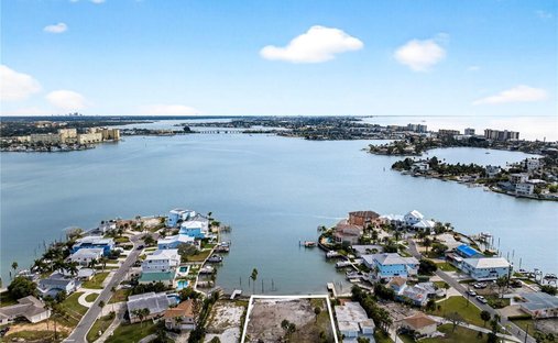 Terreno en Madeira Beach, Florida, Estados Unidos 1