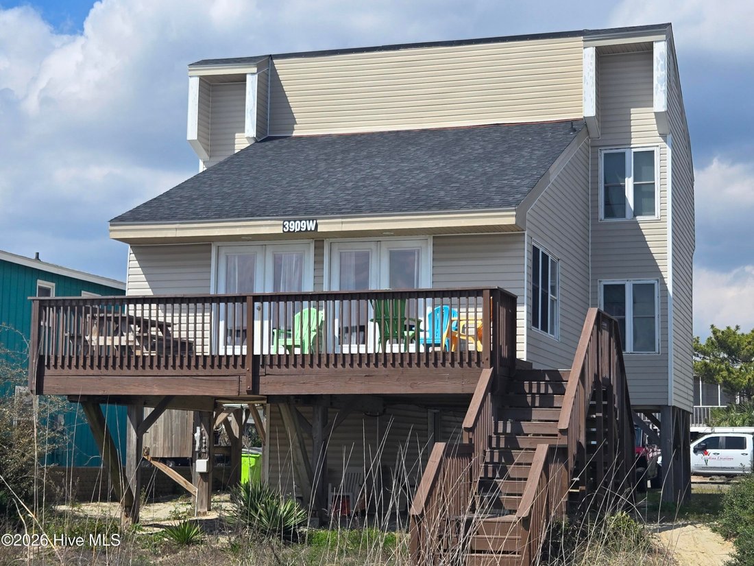 House in Oak Island, North Carolina, United States 1 - 17630136