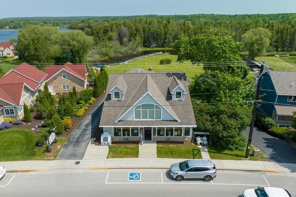 House in Fish Creek, Wisconsin, United States 1 - 17638570