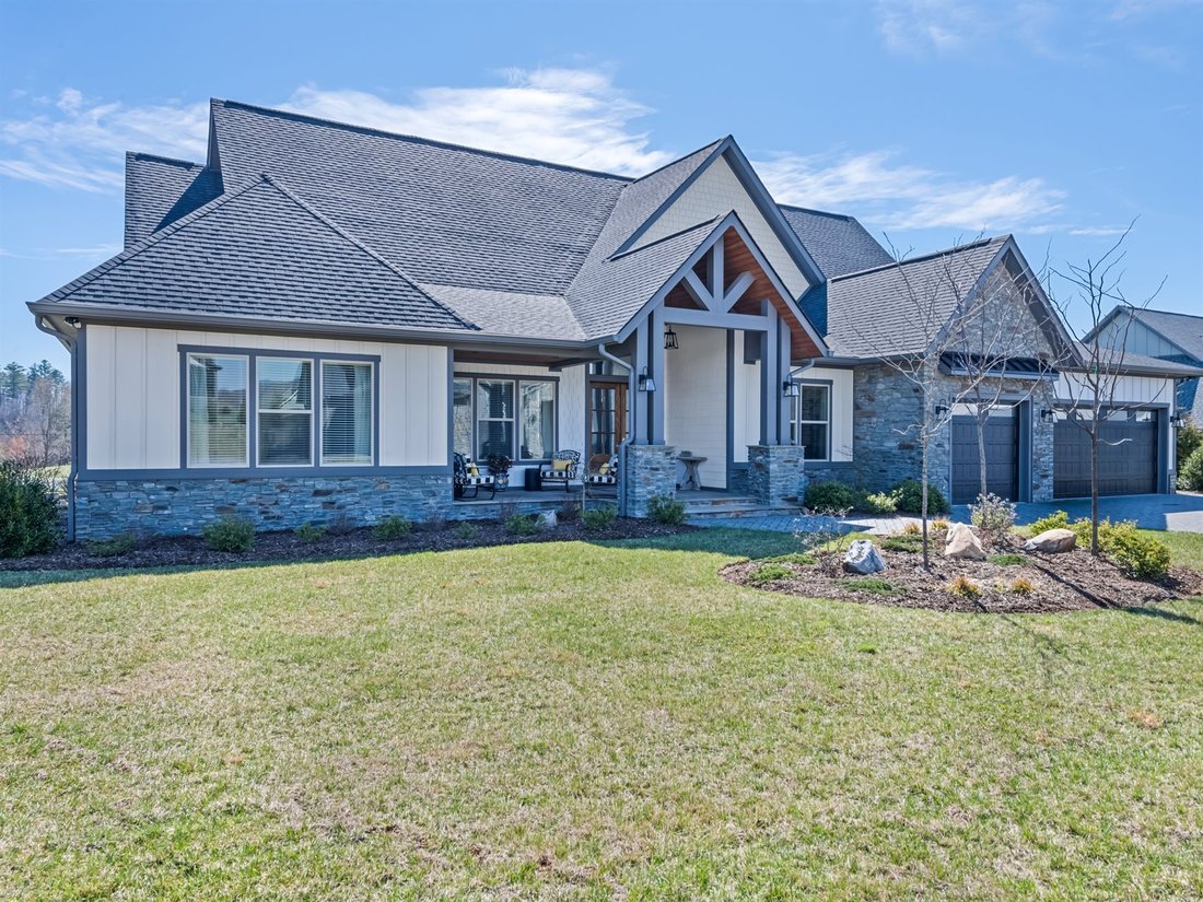 House in Mills River, North Carolina, United States 1 - 17475311