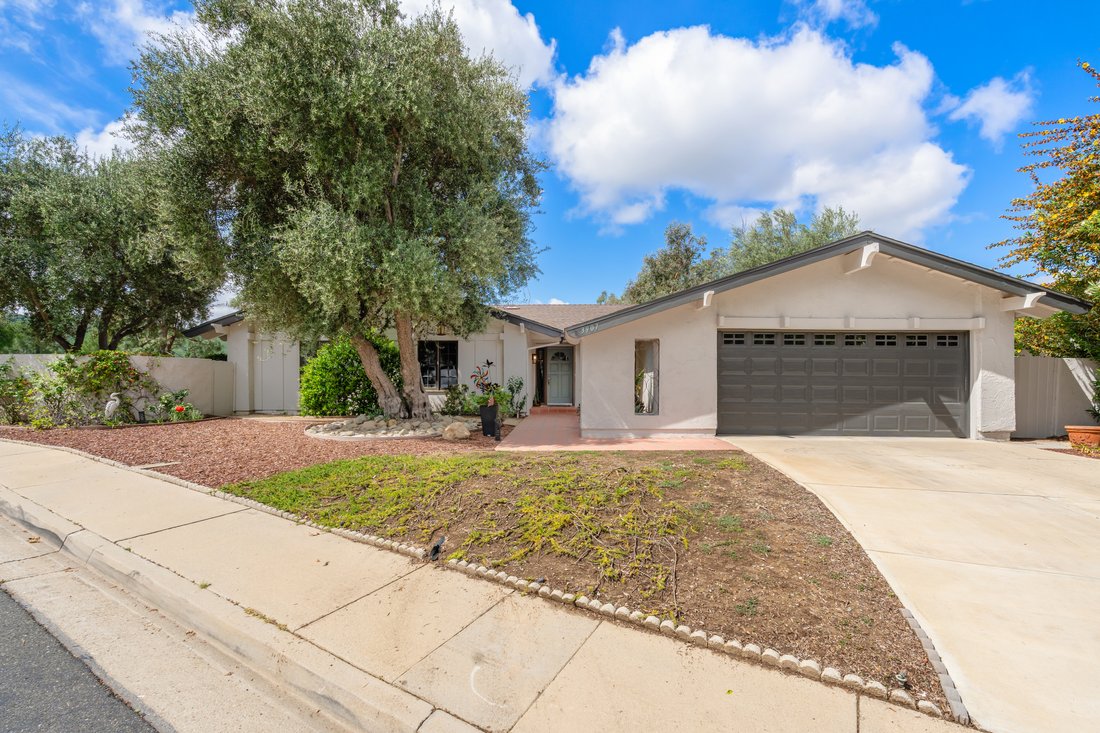 House in Agoura Hills, California, United States 1 - 17629622