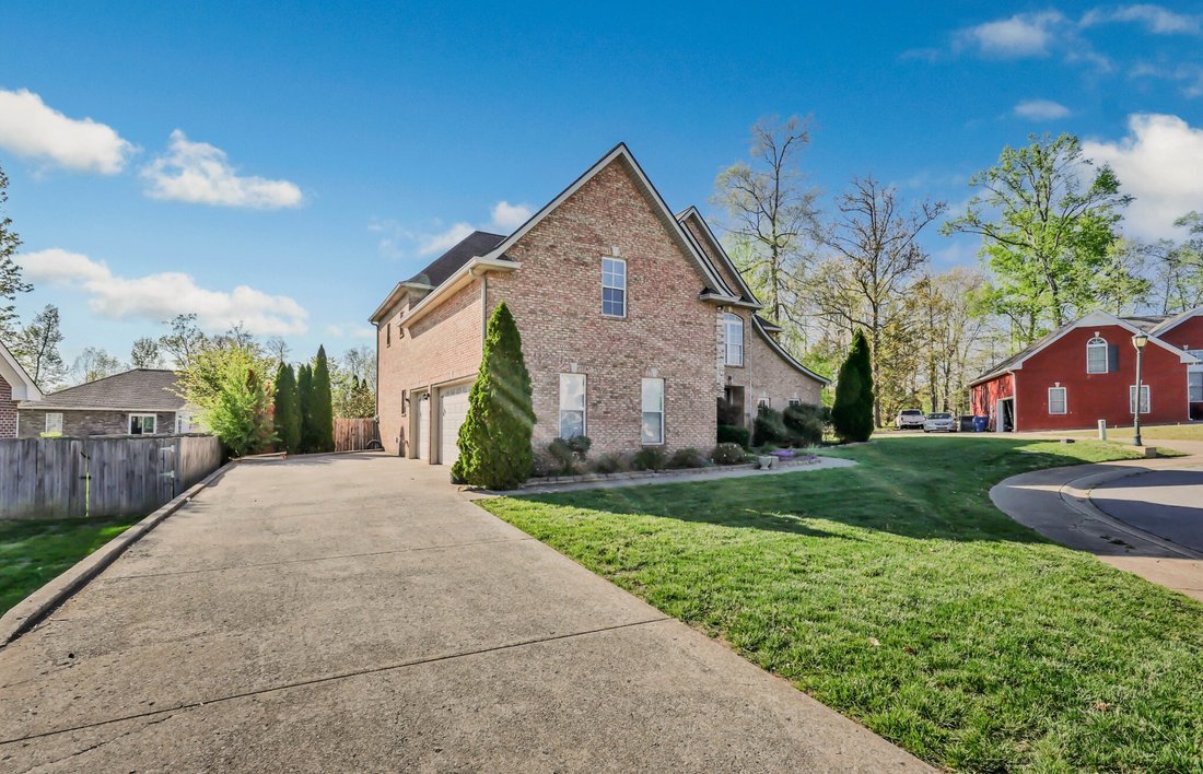 House in Clarksville, Tennessee, United States 3 - 17633623