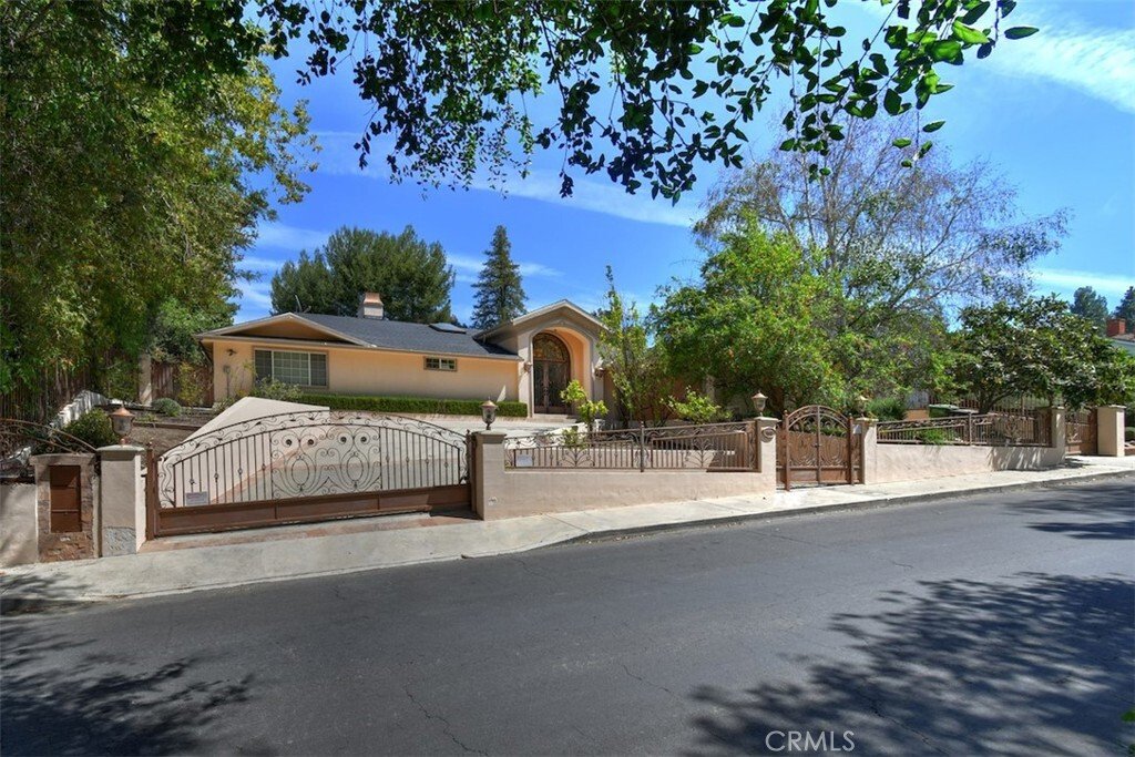 House in Los Angeles, California, United States 1 - 17632190