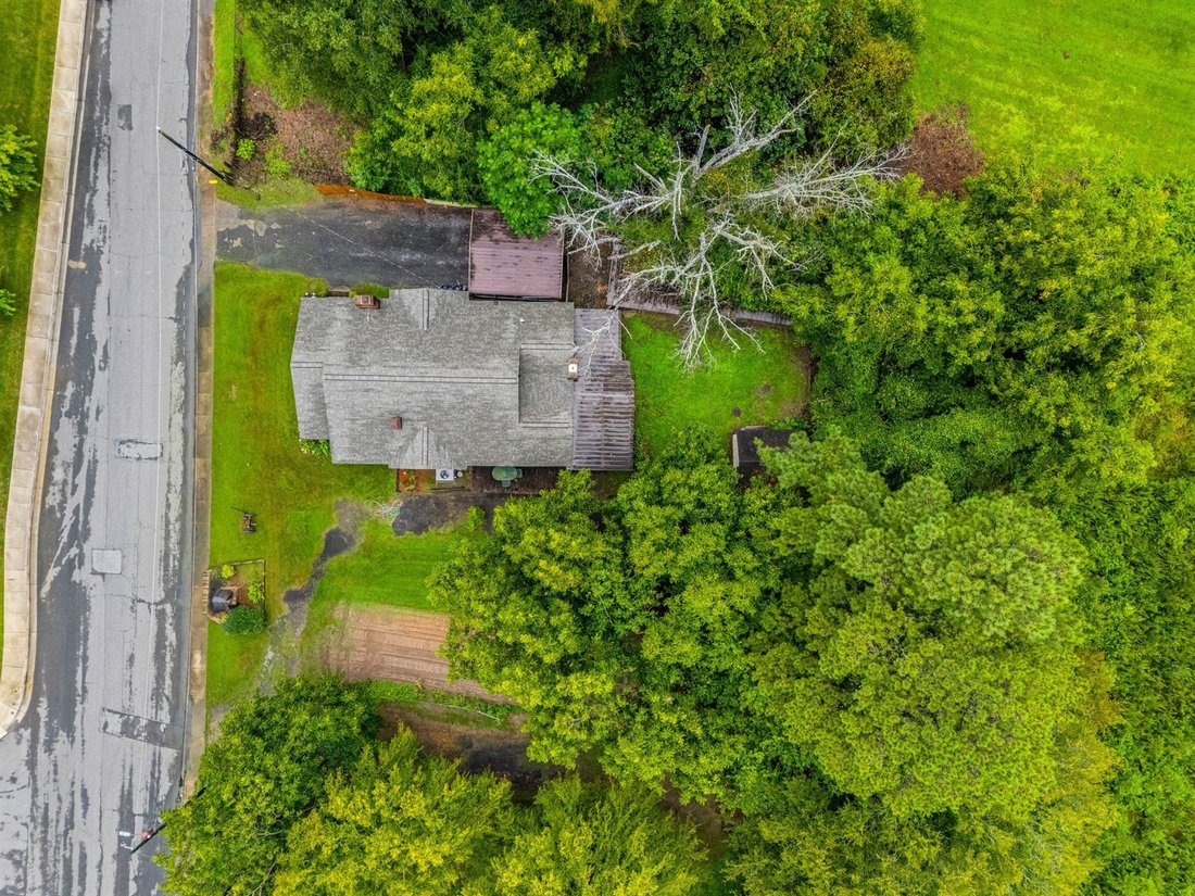 House in Lowell, North Carolina, United States 2 - 17635444