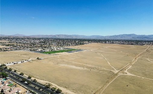 Land in Apple Valley, California, United States 1