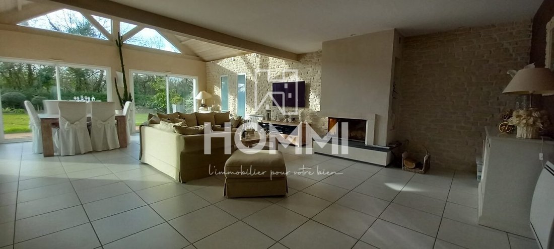 House in Saint-Mars-du-Desert, Pays de la Loire, France 2 - 17635066