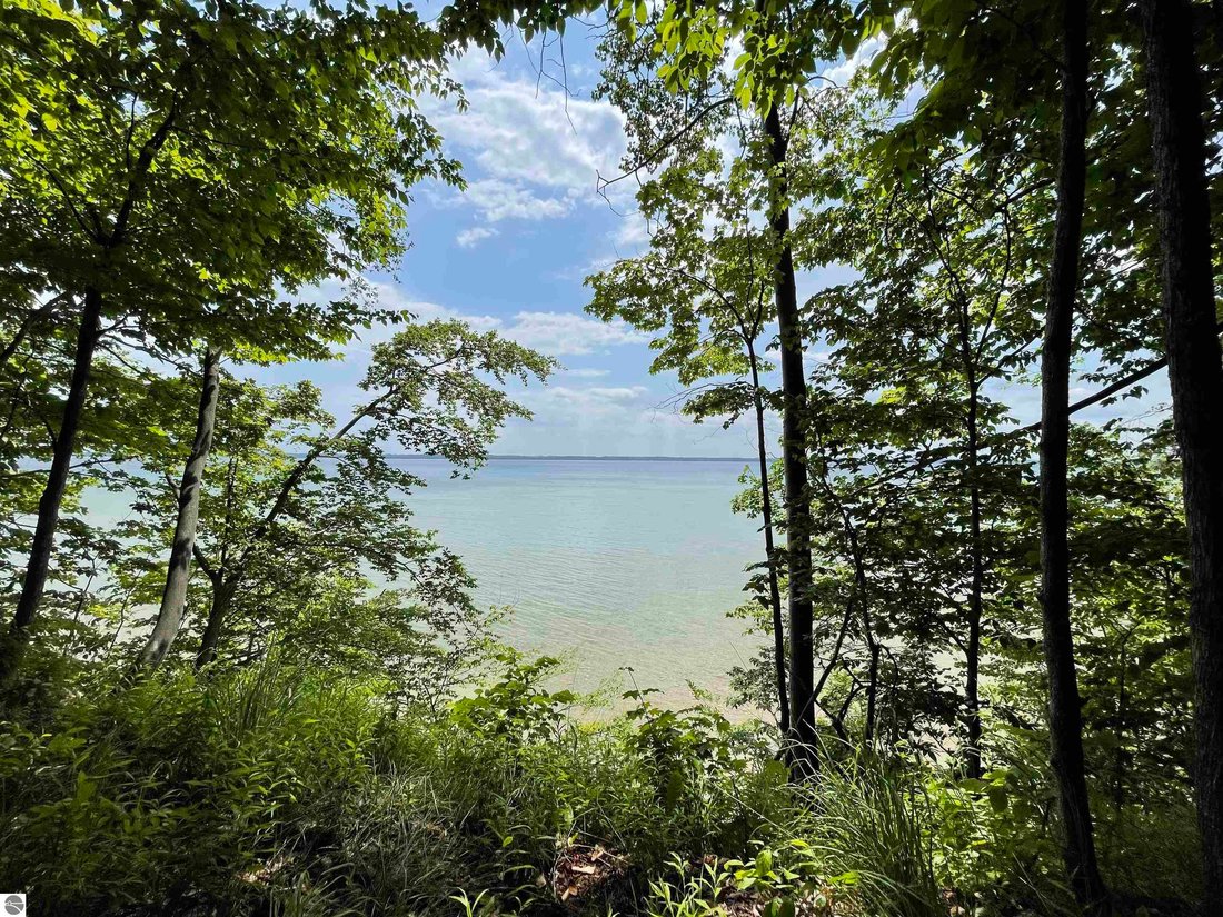 Land in Suttons Bay, Michigan, United States 4 - 16292729